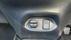 Toyota Yaris 1.5 VVT-i Icon Tech 5dr Petrol Hatchback